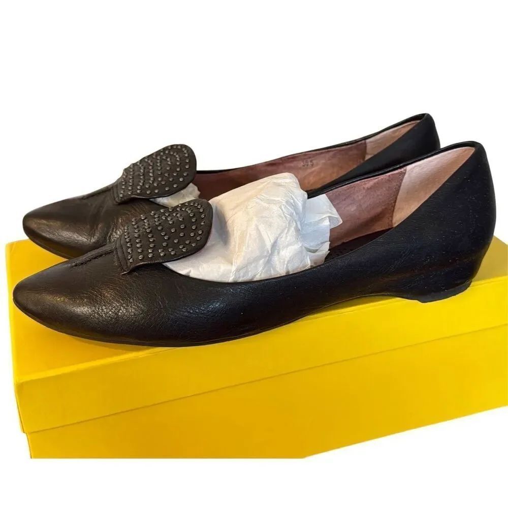 Anthropologie Biviel NWB black pointed toe flats 6.5
